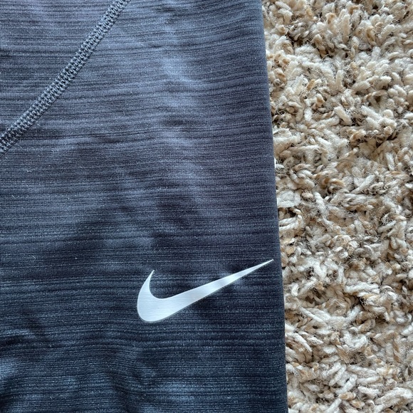 Nike Ombré Warm Leggings - Picture 2 of 4